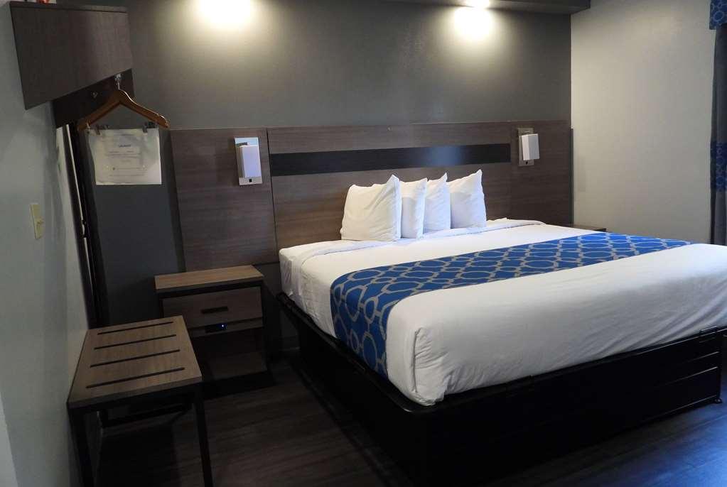 מלון Baymont By Wyndham Lafayette Airport חדר תמונה