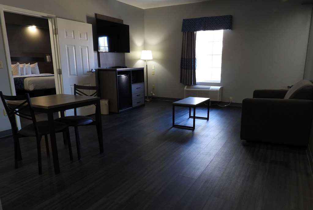 מלון Baymont By Wyndham Lafayette Airport חדר תמונה