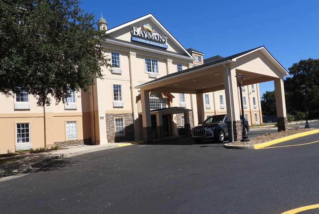 מלון Baymont By Wyndham Lafayette Airport מראה חיצוני תמונה